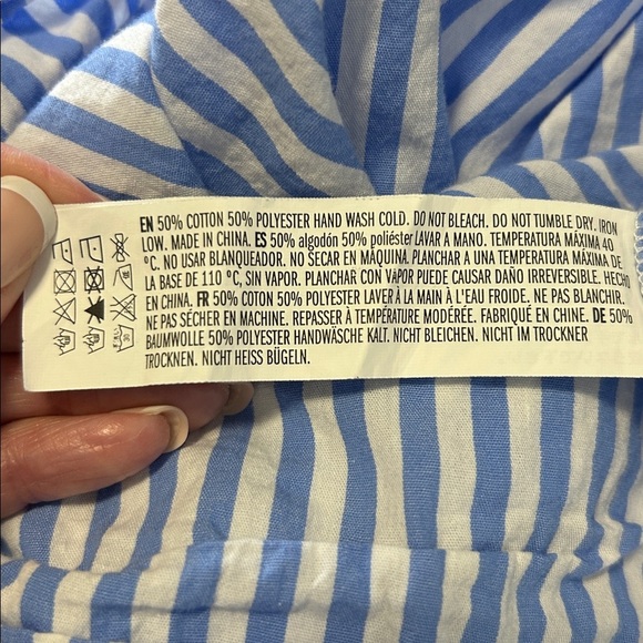 Tuckernuck Pomander Place Blue and White Puff Sleeve Peplum Blouse Sz M - Picture 9 of 11